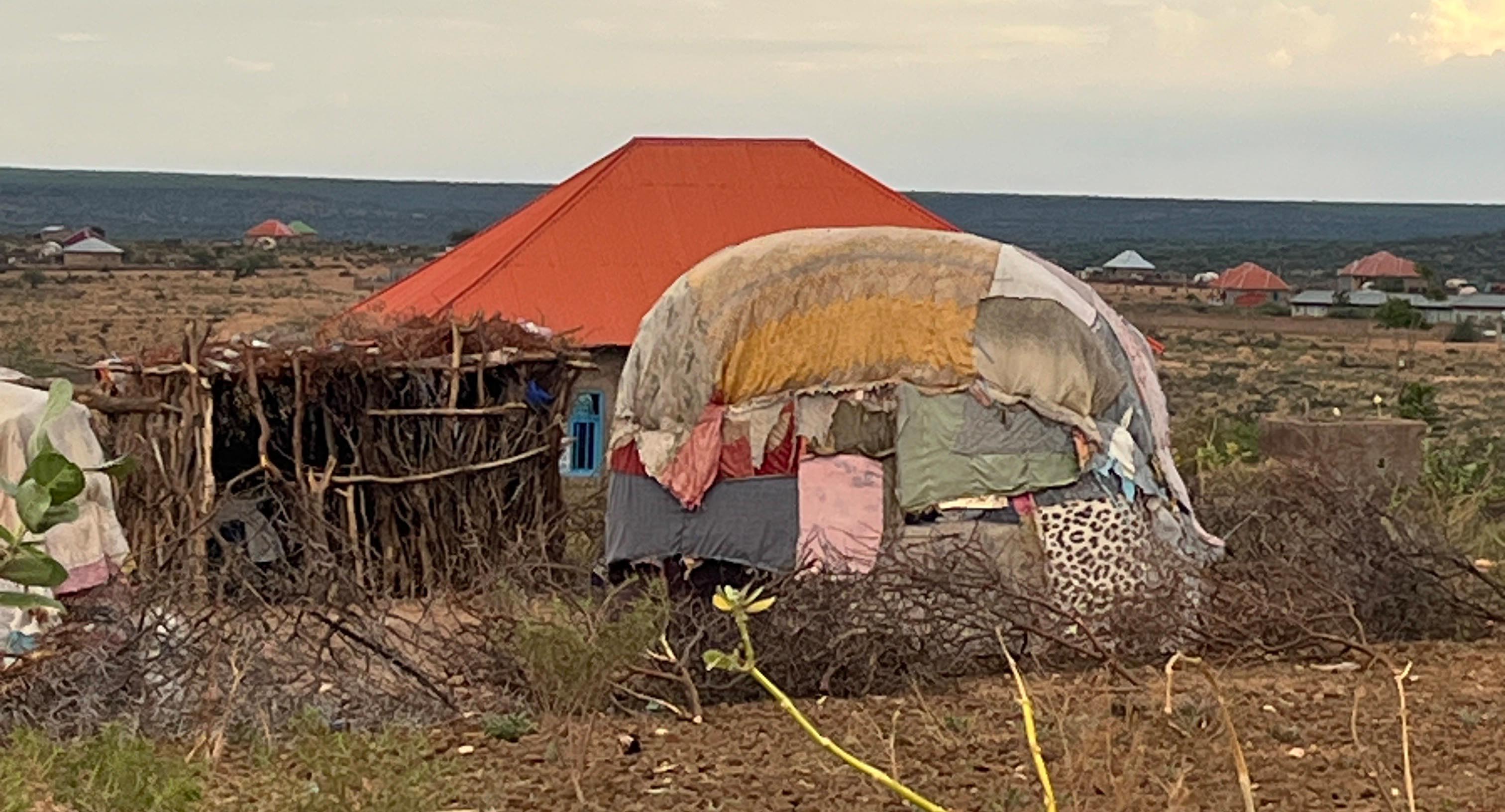 Ein typisches Kugelhaus in der Somali-Region. Foto: Ärzte der Welt Traditionell leben die halbnomadischen Familien in Kugelhäusern. Foto: Ärzte der Welt