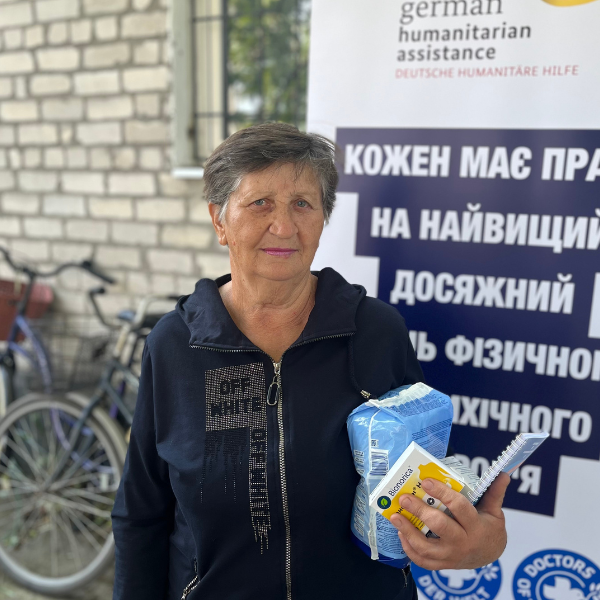 Patientin Valentyna Samoilenko: „Ärzte der Welt ist wirklich eine große Unterstützung für uns. Ich möchte mich herzlich dafür bedanken!” Patientin Valentyna Samoilenko: „Ärzte der Welt ist wirklich eine große Unterstützung für uns. Ich möchte mich herzlich dafür bedanken!”