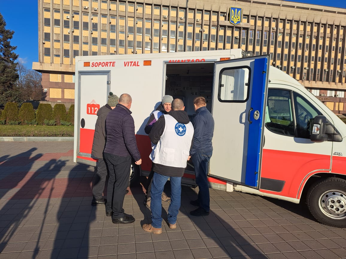 Gespendeter Krankenwagen im ukrainischen Saporischschja
