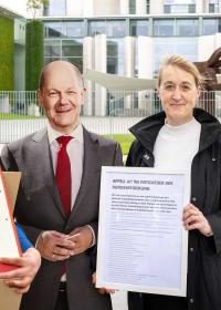 Organisationen appellieren gegen Kürzungen im humanitären Sektor. Foto: Care/Björn-Arne Eisermann