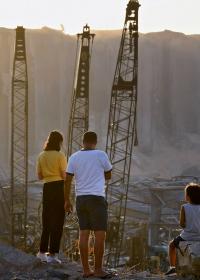 Blick auf den Hafen in Beirut nach der Explosion