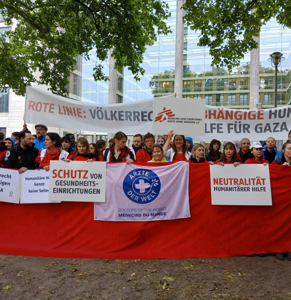 Kundgebung vor dem Auswertigen Amt