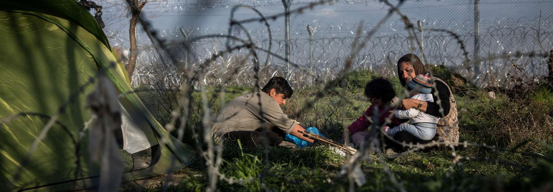 Durch das EU-Türkei-Abkommen sitzen Tausende Menschen unter entwürdigenden Bedingungen in Griechenland fest. Foto: Olmo Calvo Durch das EU-Türkei-Abkommen sitzen Tausende Menschen unter entwürdigenden Bedingungen in Griechenland fest. Foto: Olmo Calvo