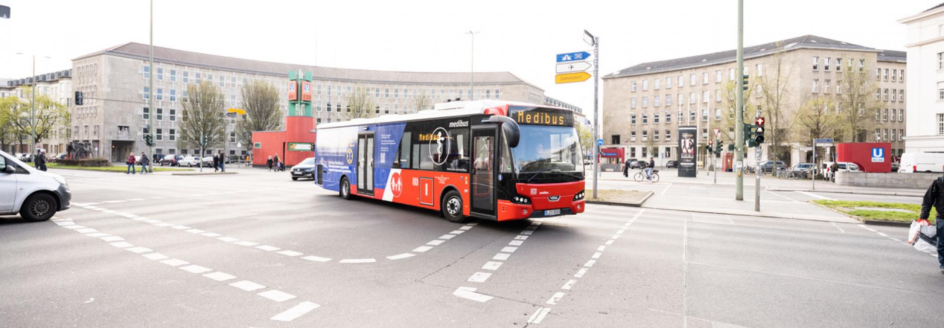 Medibus in Berlin Foto: Philipp Boegle Medibus in Berlin Foto: Philipp Boegle