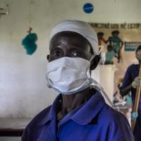 Arzt in einem Krankenhaus im Südsudan. Foto: Bruno Abarca