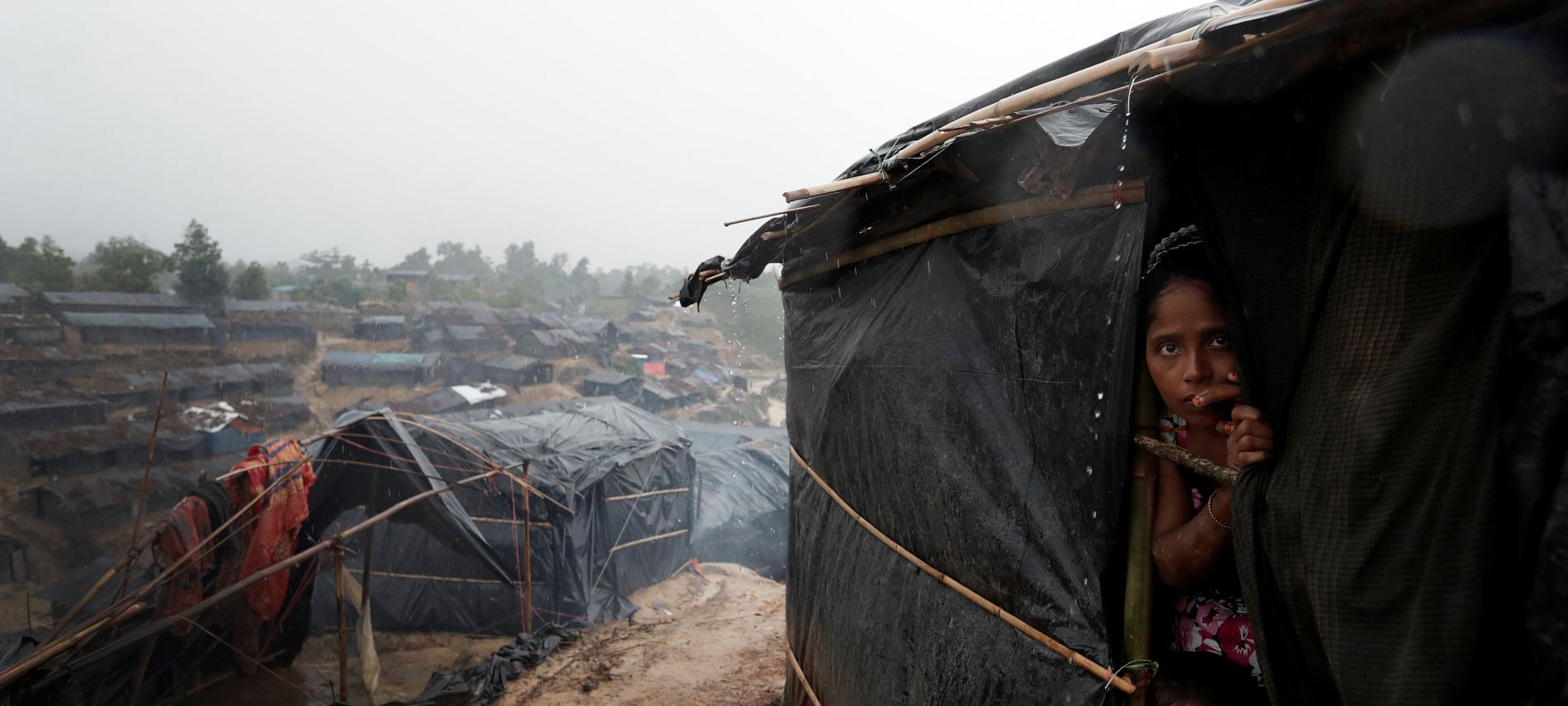 Eine Mutter in einem provisorischen Flüchtlingscamp in Bangladesch. Foto: Cathal McNaughton