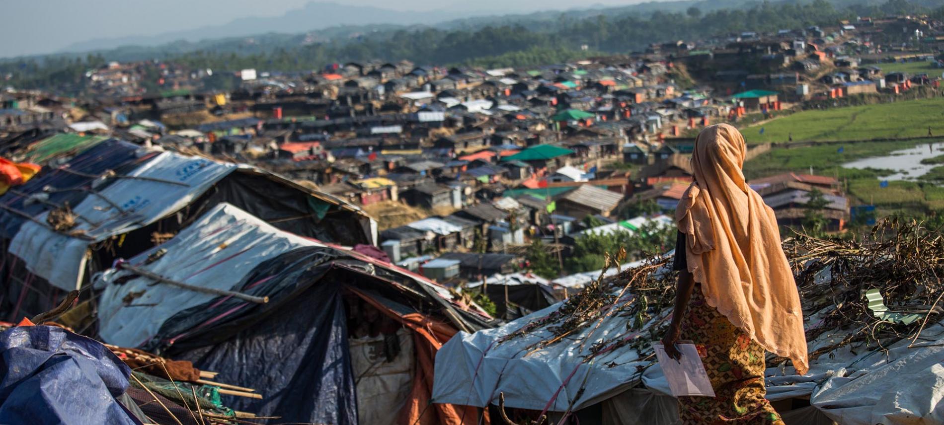 Eine Frau im Flüchtlingscamp Cox's Bazar. Foto: Arnaud Finistre