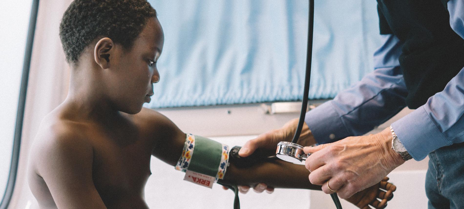Patient im Münchner Behandlungsbus. Foto: Ärzte der Welt Patient im Münchner Behandlungsbus. Foto: Ärzte der Welt