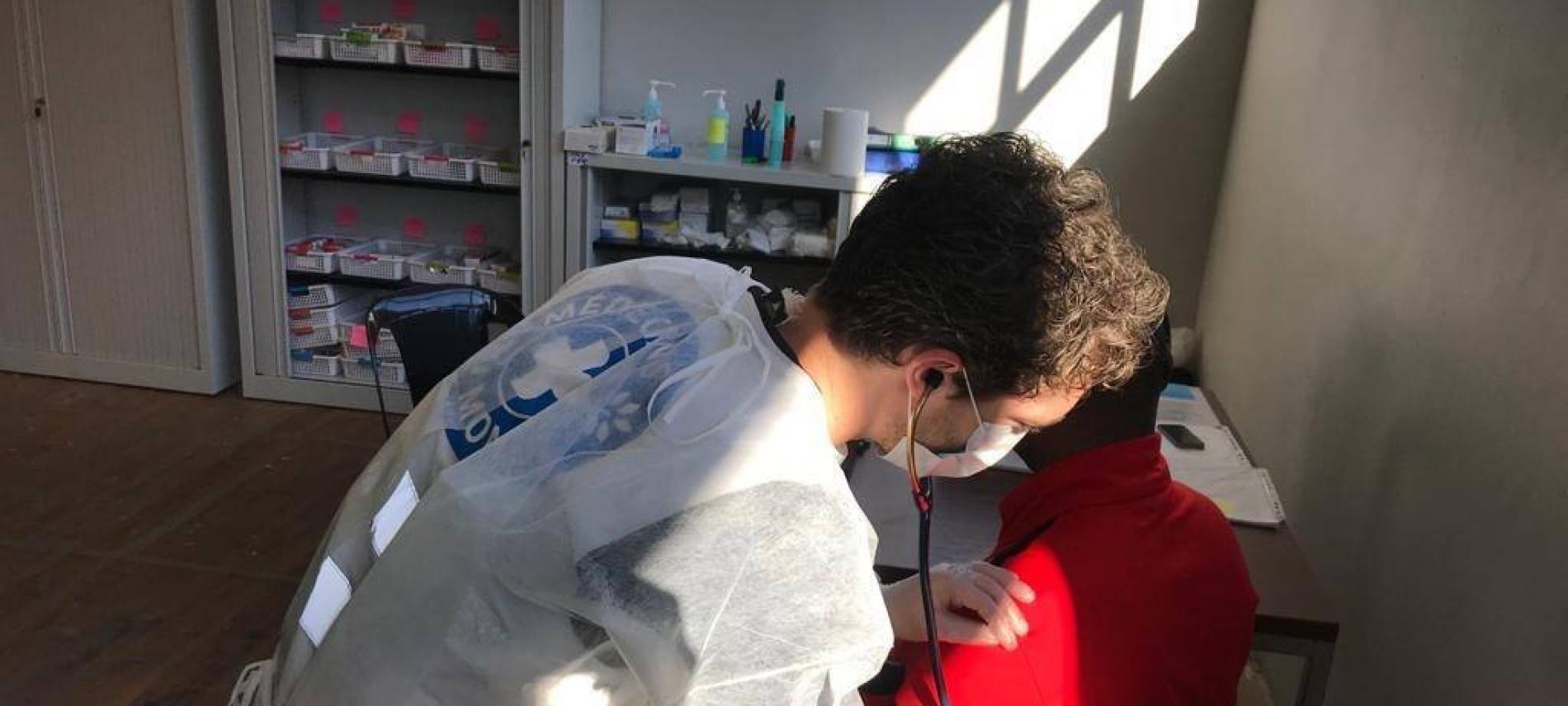 Trotz COVID-19 sind die belgischen Ärzte der Welt-Teams im ganzen Land aktiv. Auch in Belgien sind die Ärzte der Welt-Teams im ganzen Land aktiv.