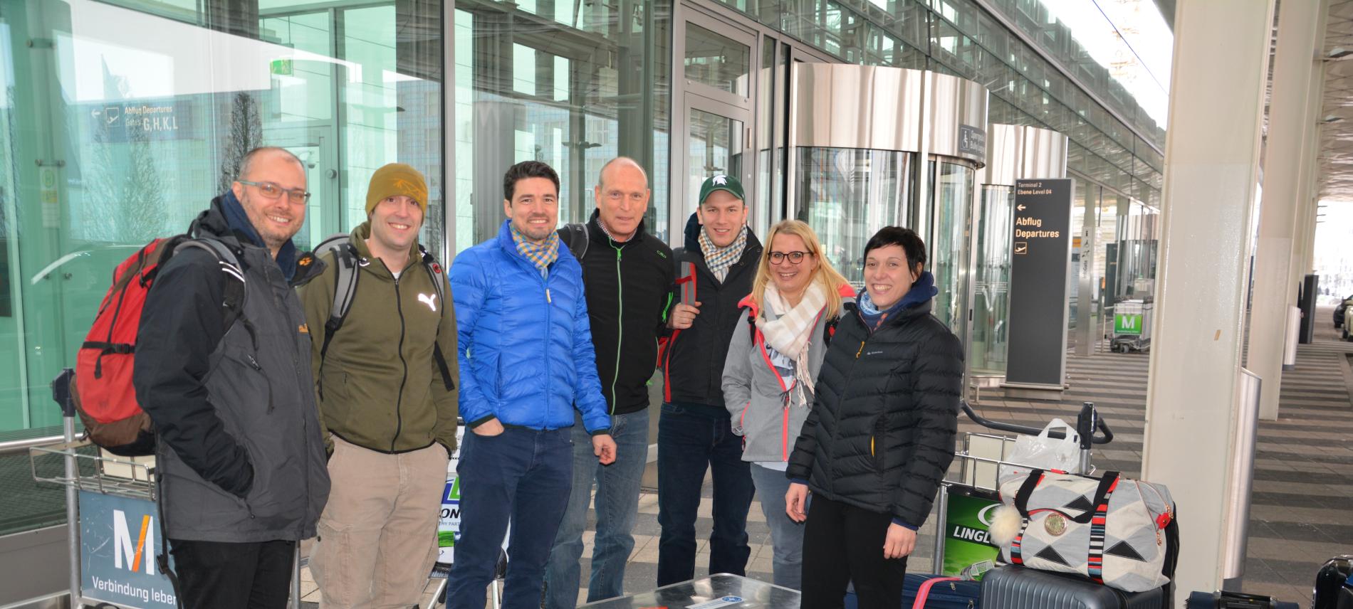 Ärzte-Team am Münchner Flughafen