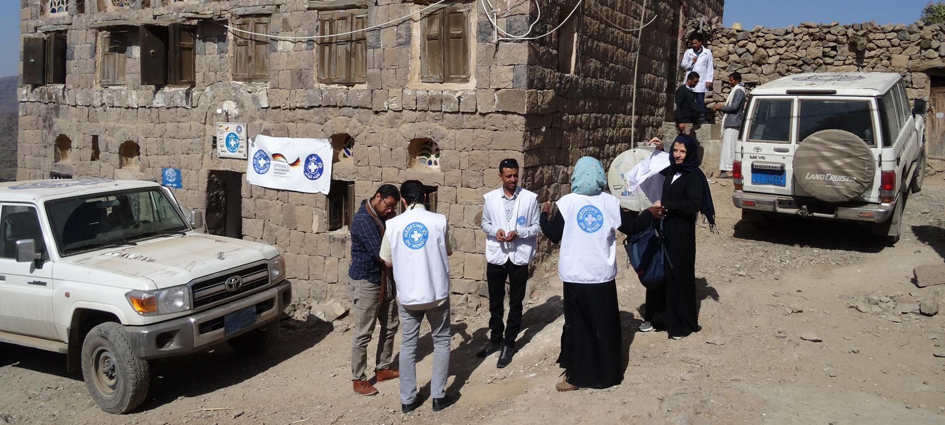 Trotz der massiven Zerstörung der Gesundheitsinfrastruktur verschaffen unsere Teams der Bevölkerung Zugang zu medizinischer Versorgung; selbst in den abgelegensten Gebieten. Foto: Ärzte der Welt Trotz der massiven Zerstörung der Gesundheitsinfrastruktur verschaffen unsere Teams der Bevölkerung Zugang zu medizinischer Versorgung; selbst in den abgelegensten Gebieten. Foto: Ärzte der Welt
