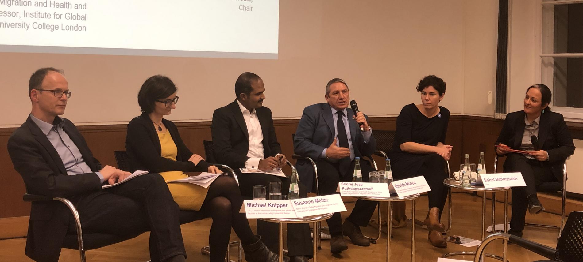 Vertreter von The Lancet, Ärzte der Welt und der Universität Gießen diskutieren in Berlin. Foto: Ärzte der Welt