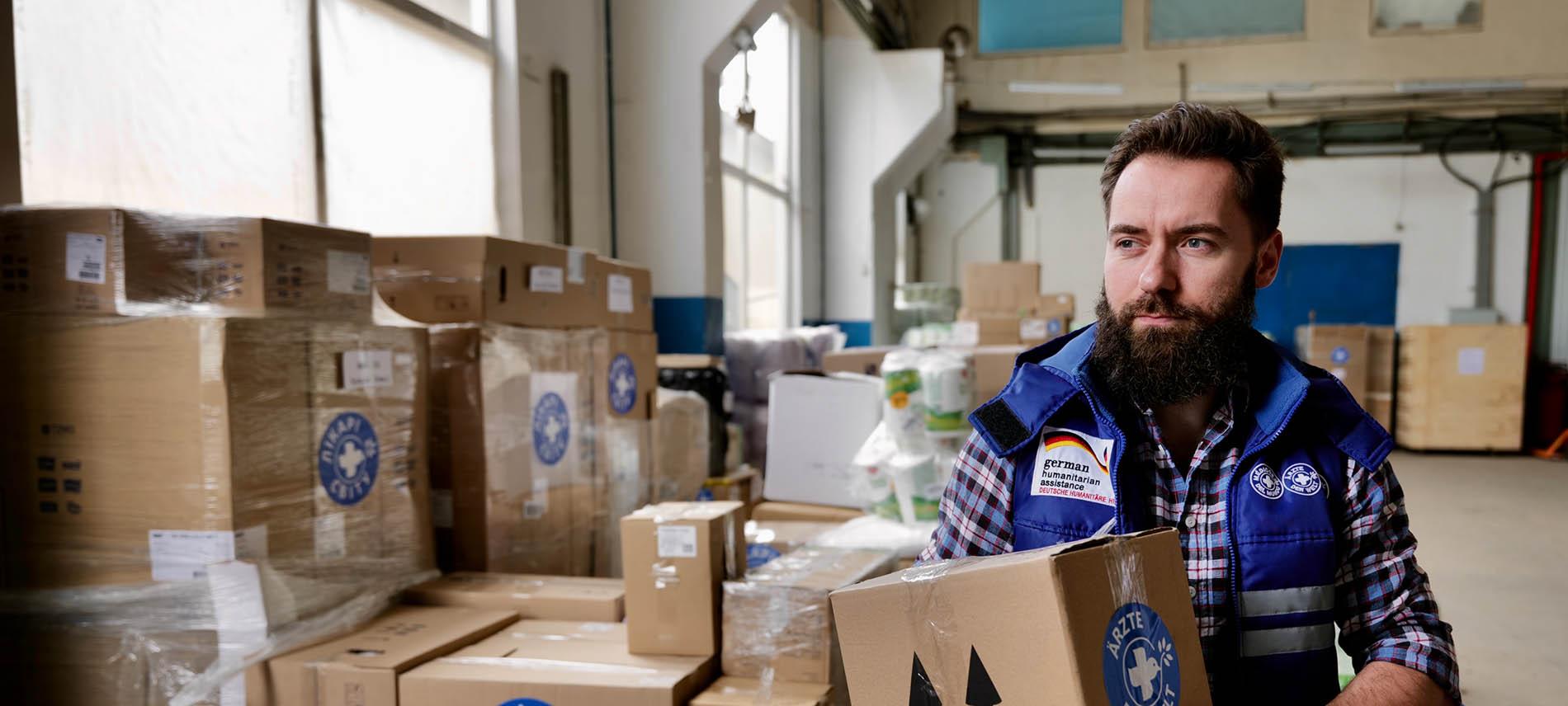Ärzte der Welt-Teams haben zahlreiche Gesundheitseinrichtungen in der Ukraine mit medizinischem Material und Medikamenten ausgestattet. Foto: © Till Mayer Ärzte der Welt-Teams haben zahlreiche Gesundheitseinrichtungen in der Ukraine mit medizinischem Material und Medikamenten ausgestattet. Foto: © Till Mayer