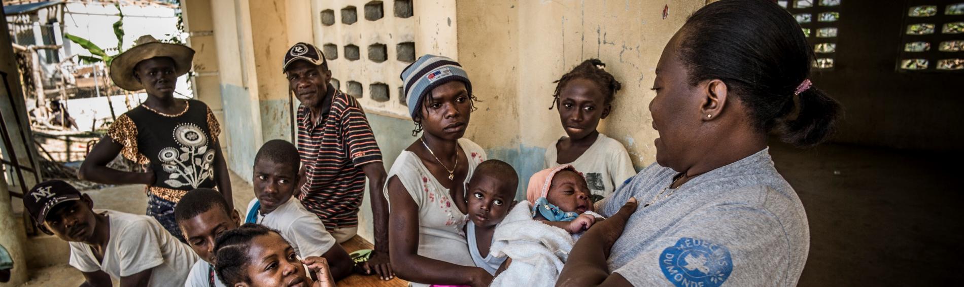 Medizinische Grundversorgung von Schwangeren, Müttern und Kindern in Haiti. Foto: Olivier Papegnies