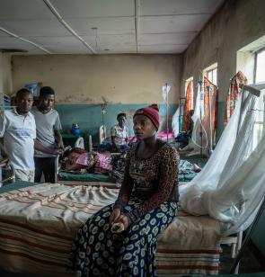 Die Not ist groß, zahlreiche Patient*innen benötigen dringend Hilfe. Foto: Caroline Thirion