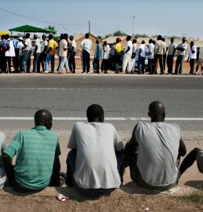 Immer mehr Migranten*innen in stranden in Tunesien. Foto: Medicos del Mundo