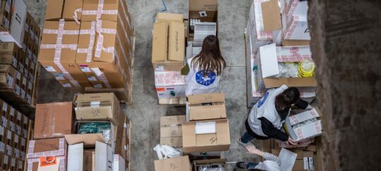 Medizinische Kits: Hilfe in Kisten