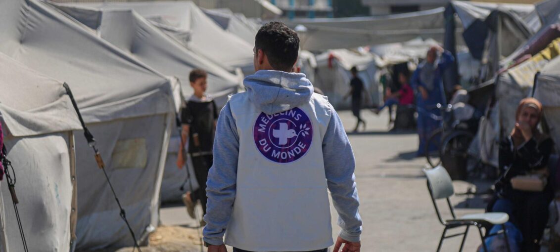 Ein Mitarbeiter von Ärzte der Welt in Rafah im Gazastreifen. Foto: Ärzte der Welt