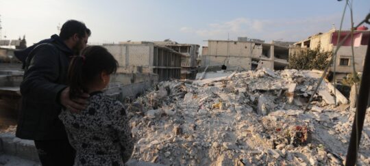 Zwei Jahre nach der Katastrophe befinden sich die Menschen weiterhin in Not. Foto: Bakr Al Kasem