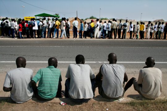 Grundrechte von Migrant*innen in schützen!