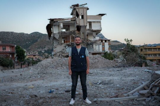 Wiederaufbau und neue Bedrohungen