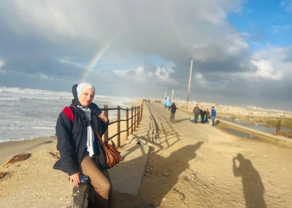 Eine Mitarbeiterin von Ärzte der Welt in Gaza. Foto: Nour Z. Jarada