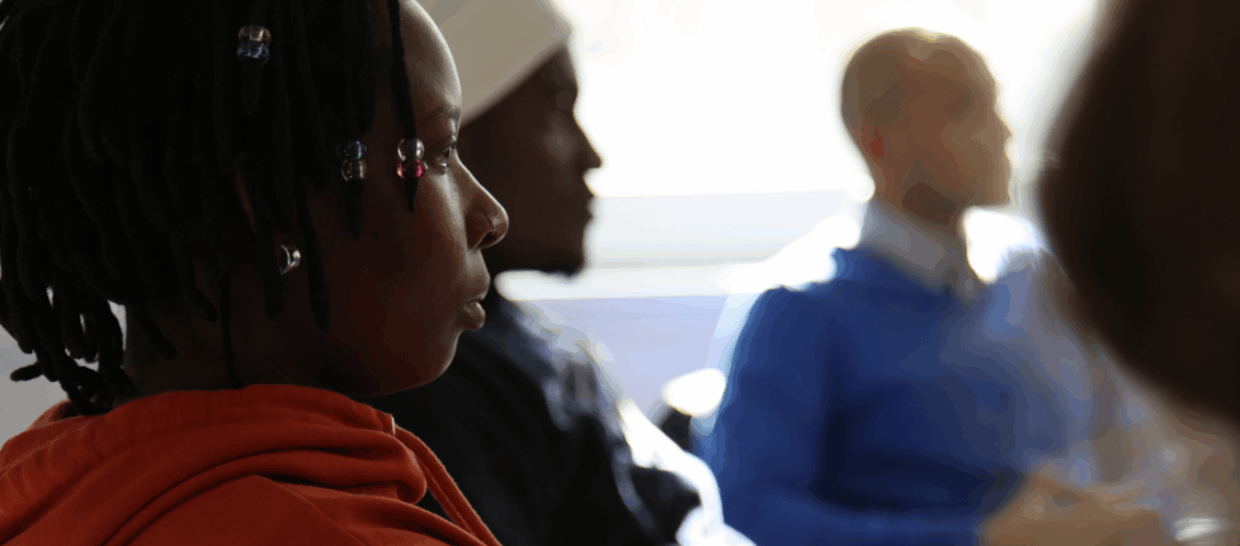 © Ärzte der Welt Mehrere Personen in einer Selbsthilfegruppe