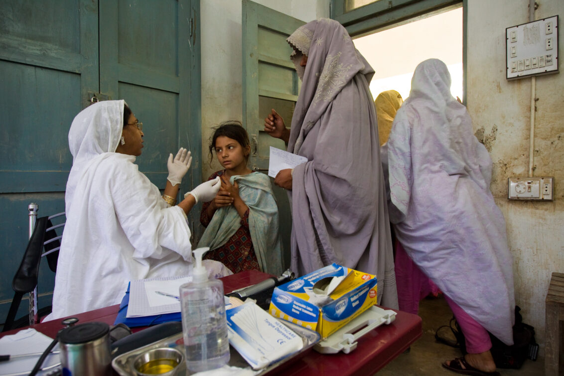 Ärzte der Welt leistet nach dem verheerenden Erdbeben Soforthilfe.