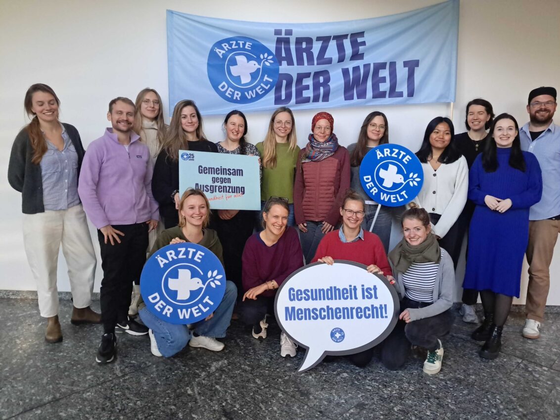 Mitarbeitende von Ärzte der Welt und Kooperationspartnern aus den open.med Projekten beim Treffen des Inlandsprogrammes.