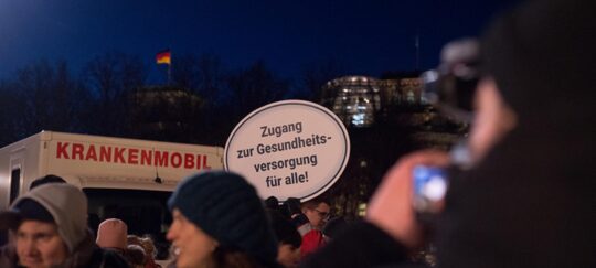 Ärzte der Welt fordert eine Gesundheitsversorgung für alle Patient*innen.